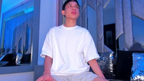 Sebastian online show from May 2026 08:17:01 PM