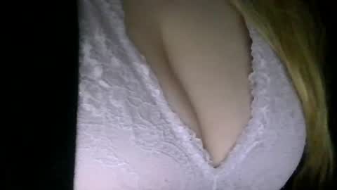 Sunny online show from April 2026 10:26:01 PM