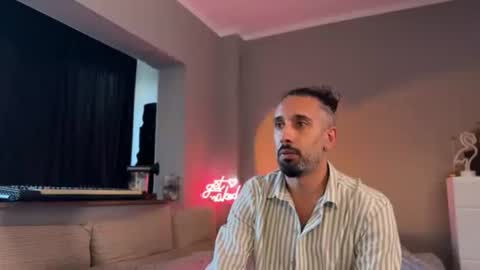 Secret Lovers online show from June 2026 05:48:01 PM