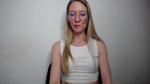 secretcandy222 online show from February 2026 12:32:02 PM