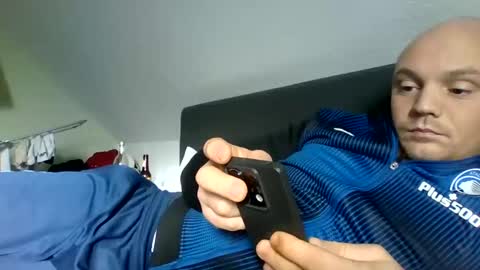 Snapshot of secretcplg chatting on December 2024 10:23:02 AM Simon online show from December 2024 10:23:02 AM