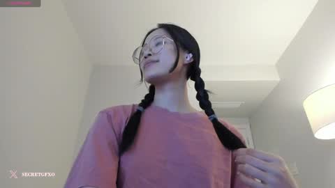 Angela online show from December 2024 11:45:01 AM