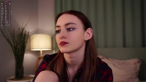 Snapshot of secrethustle chatting on January 2026 11:34:01 AM Lily online show from January 2026 11:34:01 AM