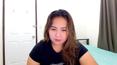 Snapshot of secretlover010101 chatting on December 2024 01:58:02 AM MILAN online show from December 2024 01:58:02 AM