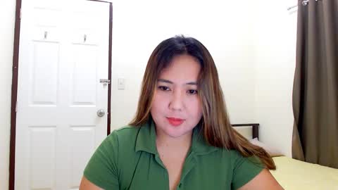 Snapshot of secretlover010101 chatting on December 2024 02:53:02 AM MILAN online show from December 2024 02:53:02 AM