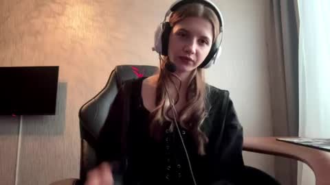 Nika online show from April 2026 12:08:02 PM