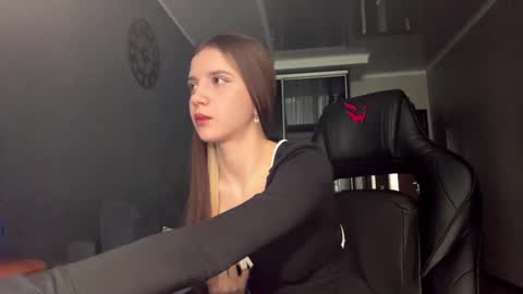 Nika online show from April 2026 12:29:02 PM