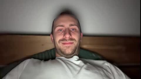 Snapshot of seducemepleae chatting on November 2025 09:19:02 PM seducemepleae online show from November 2025 09:19:02 PM