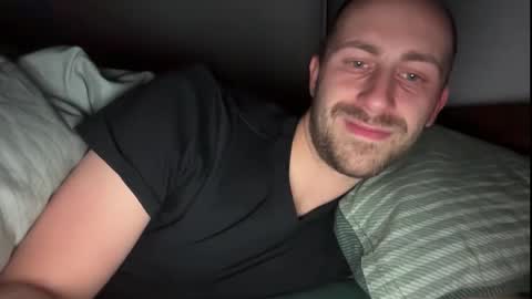 Snapshot of seducemepleae chatting on November 2025 08:52:01 PM seducemepleae online show from November 2025 08:52:01 PM