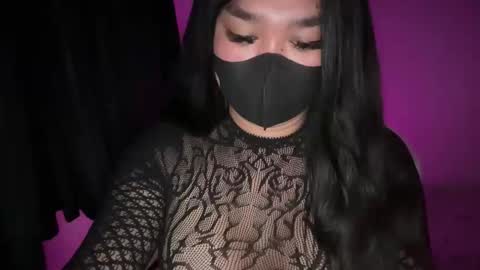 Snapshot of seductive_athenaxx chatting on November 2025 09:28:01 PM Athena online show from November 2025 09:28:01 PM