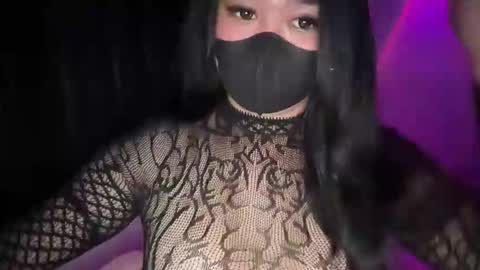 Snapshot of seductive_athenaxx chatting on December 2025 05:12:02 AM Athena online show from December 2025 05:12:02 AM