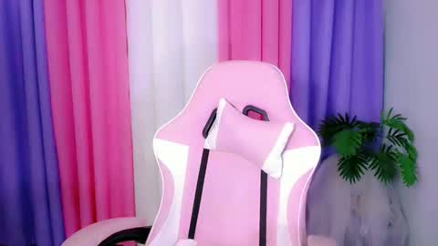 Snapshot of seductive_ryle chatting on November 2025 11:14:01 AM seductive_ryle online show from November 2025 11:14:01 AM