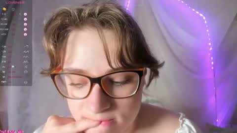 Snapshot of seductive_she_wolf chatting on June 2026 10:21:02 PM seductive_she_wolf online show from June 2026 10:21:02 PM