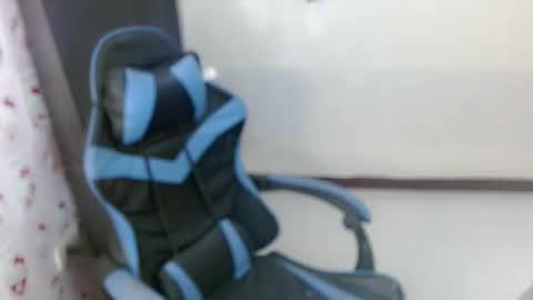 Snapshot of seductive_syy chatting on December 2025 01:20:01 PM Syy online show from December 2025 01:20:01 PM