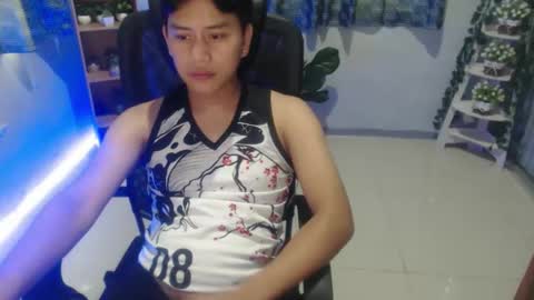 Snapshot of seductivee_bigcock chatting on October 2025 02:22:02 AM John online show from October 2025 02:22:02 AM