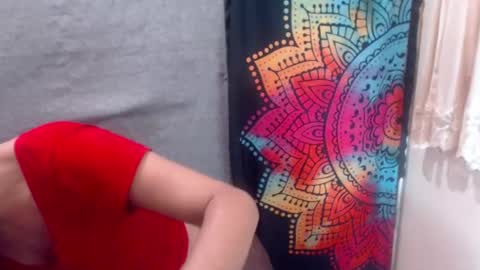 Snapshot of seductresstsjulia chatting on December 2025 04:11:01 PM Julia Starlette online show from December 2025 04:11:01 PM