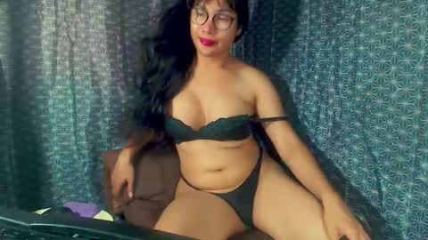 Snapshot of seductresstsjulia chatting on March 2026 12:06:02 AM Julia Starlette online show from March 2026 12:06:02 AM
