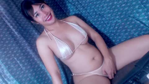 Snapshot of seductresstsjulia chatting on April 2026 11:05:01 AM Julia Starlette online show from April 2026 11:05:01 AM
