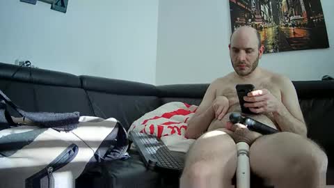 Snapshot of seeebi chatting on February 2025 09:43:01 AM Sebastian online show from February 2025 09:43:01 AM