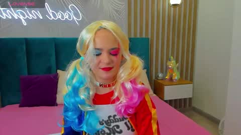 Snapshot of selena_cutiee chatting on October 2025 01:37:01 AM Selena online show from October 2025 01:37:01 AM