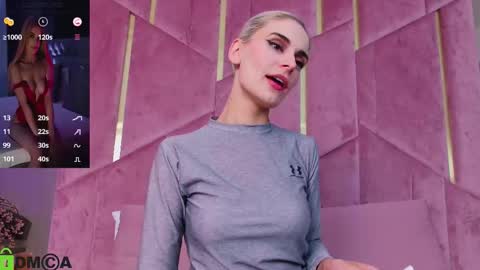 Snapshot of selenadaze chatting on September 2025 03:21:02 AM Selena online show from September 2025 03:21:02 AM