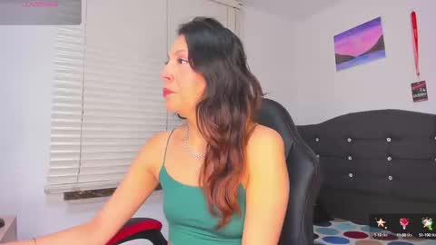 Snapshot of selenakyle92_ chatting on September 2025 08:42:02 PM Selena online show from September 2025 08:42:02 PM