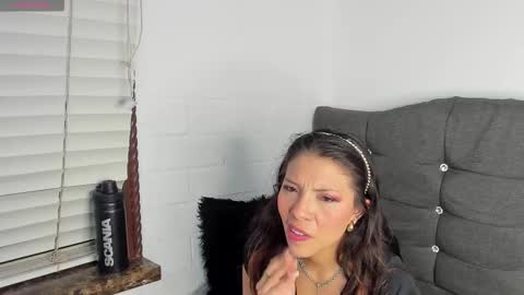 Snapshot of selenakyle92_ chatting on November 2025 10:11:02 PM Selena online show from November 2025 10:11:02 PM