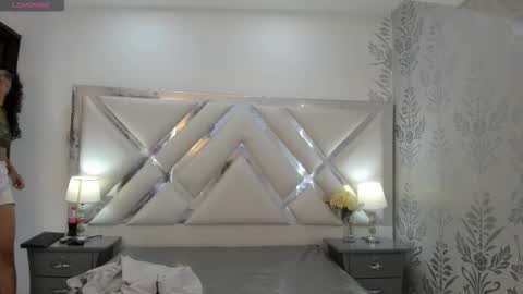 Snapshot of selenareyess chatting on September 2025 07:47:01 PM Selena reyess online show from September 2025 07:47:01 PM