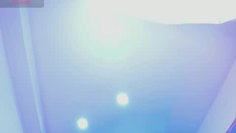 selenastonne online show from January 2026 08:00:01 PM