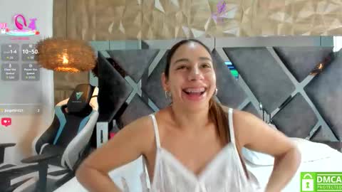 Snapshot of selene__lopez_ chatting on September 2025 08:30:01 PM selene__lopez_ online show from September 2025 08:30:01 PM