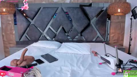 selene__lopez_ online show from April 2026 07:55:02 PM
