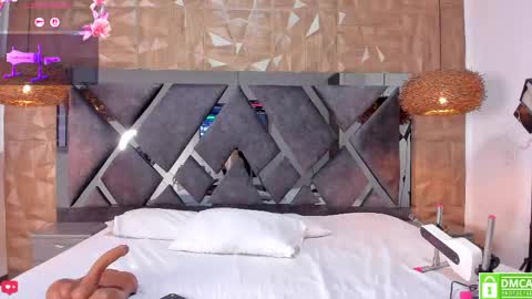 selene__lopez_ online show from April 2026 07:56:02 PM