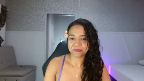 Selene online show from April 2026 02:32:01 PM