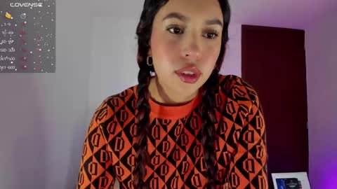 Snapshot of selene_e chatting on December 2024 03:44:01 AM Karol. online show from December 2024 03:44:01 AM