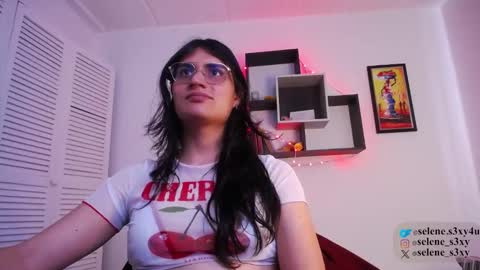 selene_s3xy online show from March 2026 04:35:01 PM