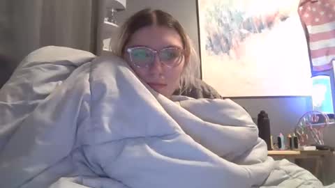 Selene online show from January 2025 06:42:01 AM