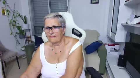 Selenna online show from June 2026 05:29:02 PM