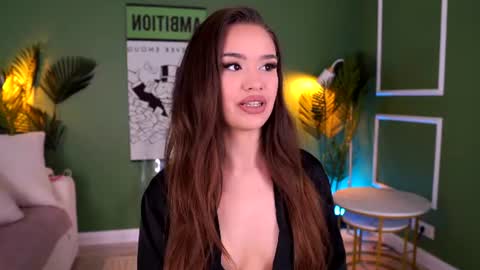 Selenne online show from July 2026 10:00:01 AM