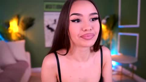 Selenne online show from July 2026 08:34:01 AM