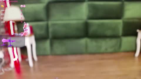 Selen online show from November 2025 08:24:02 PM