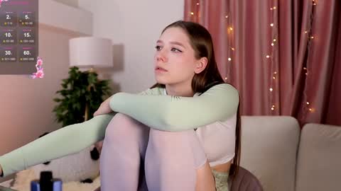 Selesta online show from December 2024 09:51:01 AM