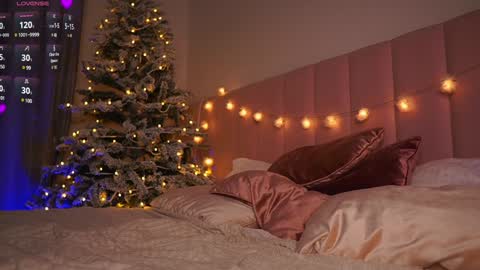 Selesta online show from December 2024 09:50:02 AM