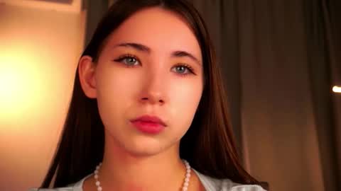 Snapshot of selinadiercks chatting on December 2025 05:20:01 PM Elizabeth online show from December 2025 05:20:01 PM