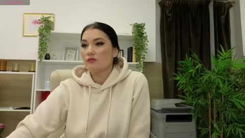 Seline online show from February 2025 05:12:01 PM