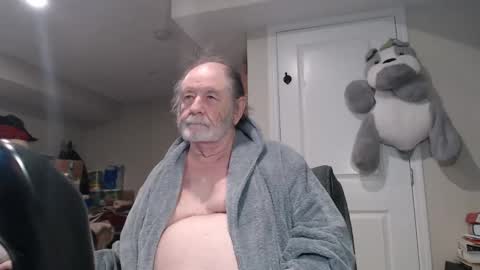 Snapshot of selkie2s chatting on January 2026 07:52:01 PM selkie2s online show from January 2026 07:52:01 PM