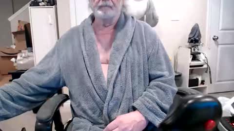 Snapshot of selkie2s chatting on April 2026 03:05:02 PM selkie2s online show from April 2026 03:05:02 PM