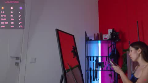 Nicole online show from November 2025 01:41:02 AM