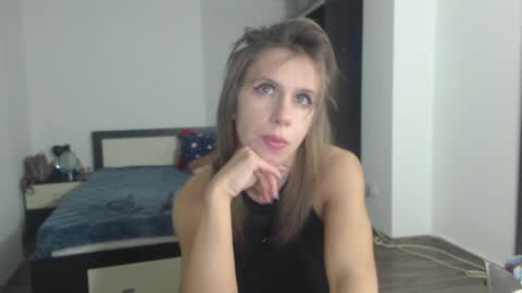 Snapshot of sellena_angels chatting on February 2025 07:16:02 PM sellena_angels online show from February 2025 07:16:02 PM