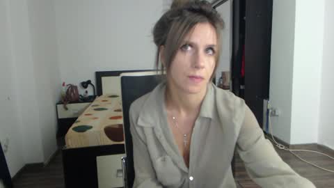 Snapshot of sellena_angels chatting on March 2025 10:30:02 PM sellena_angels online show from March 2025 10:30:02 PM