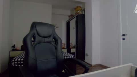 Snapshot of sellena_angels chatting on February 2026 04:03:02 PM sellena_angels online show from February 2026 04:03:02 PM